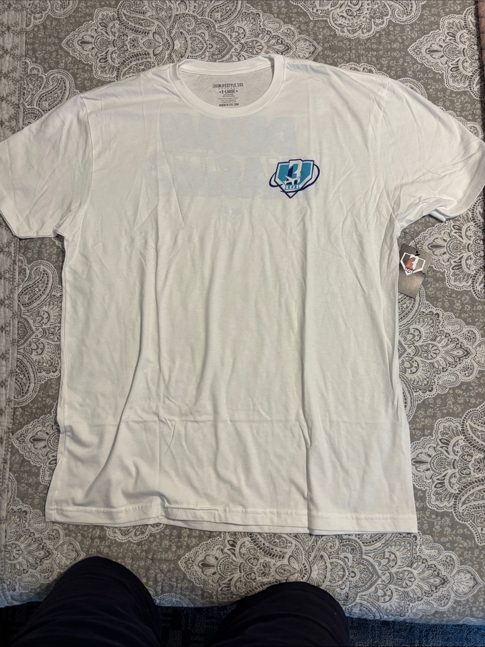 Baseball lifestyle 101 Short-Sleeve Crewneck T-Shirt with Blue Shield Logo